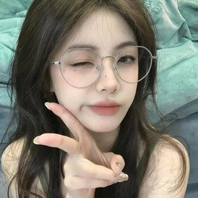 炮灰女配不内耗反派老公往上靠